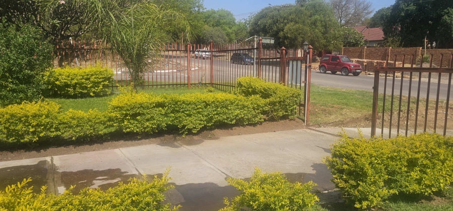 4 Bedroom Property for Sale in Elandsrand North West